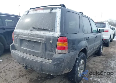 2005 Ford Escape Xlt из США, поврежденный, VIN 1FMYU03195KB64012